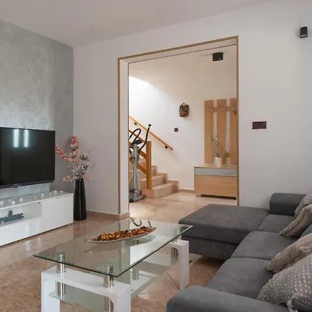 Hébergement de vacances Beautiful In With Kitchen *